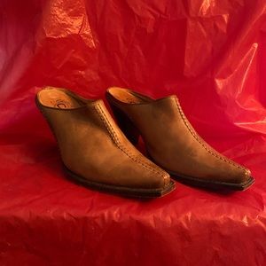Ladies Charlie Horse western mules size 7